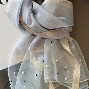 Scarf Elegant Gray Pearl-Embellished with Gold Accent